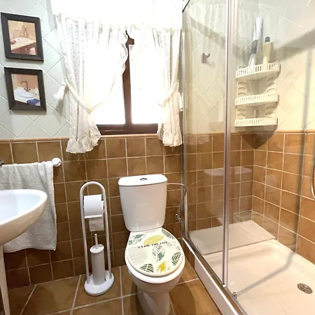 Casa Con Piscina Junto A Playa