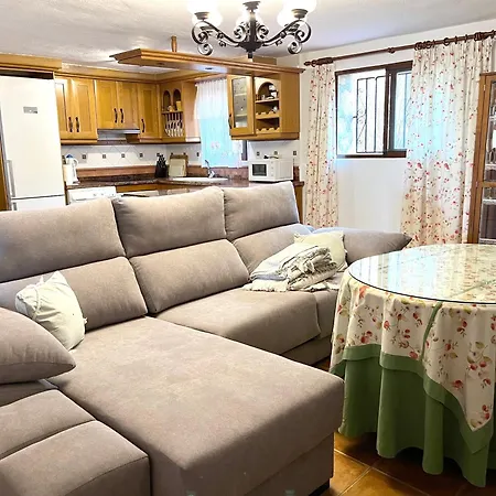 Casa Con Piscina Junto A Playa Holiday home *